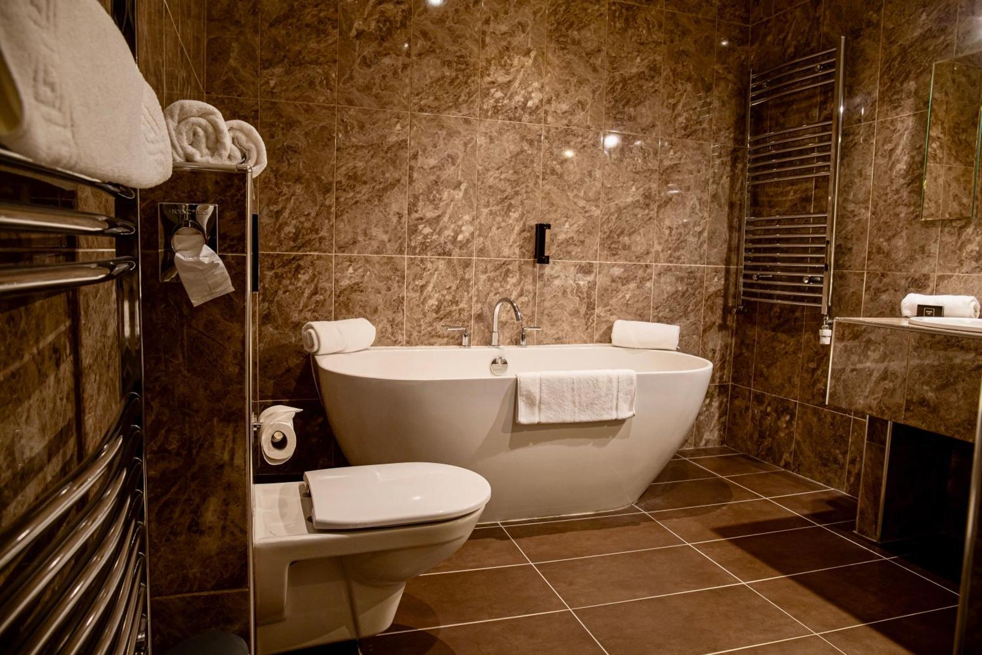 The Enniskillen Hotel And Motel Luaran gambar